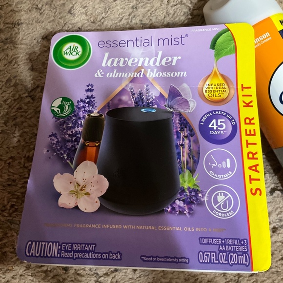 2-PC Bundle 1Air Wick Essential Mist Starter Kit and 1Glade Odor Fighting Mist - Picture 6 of 11